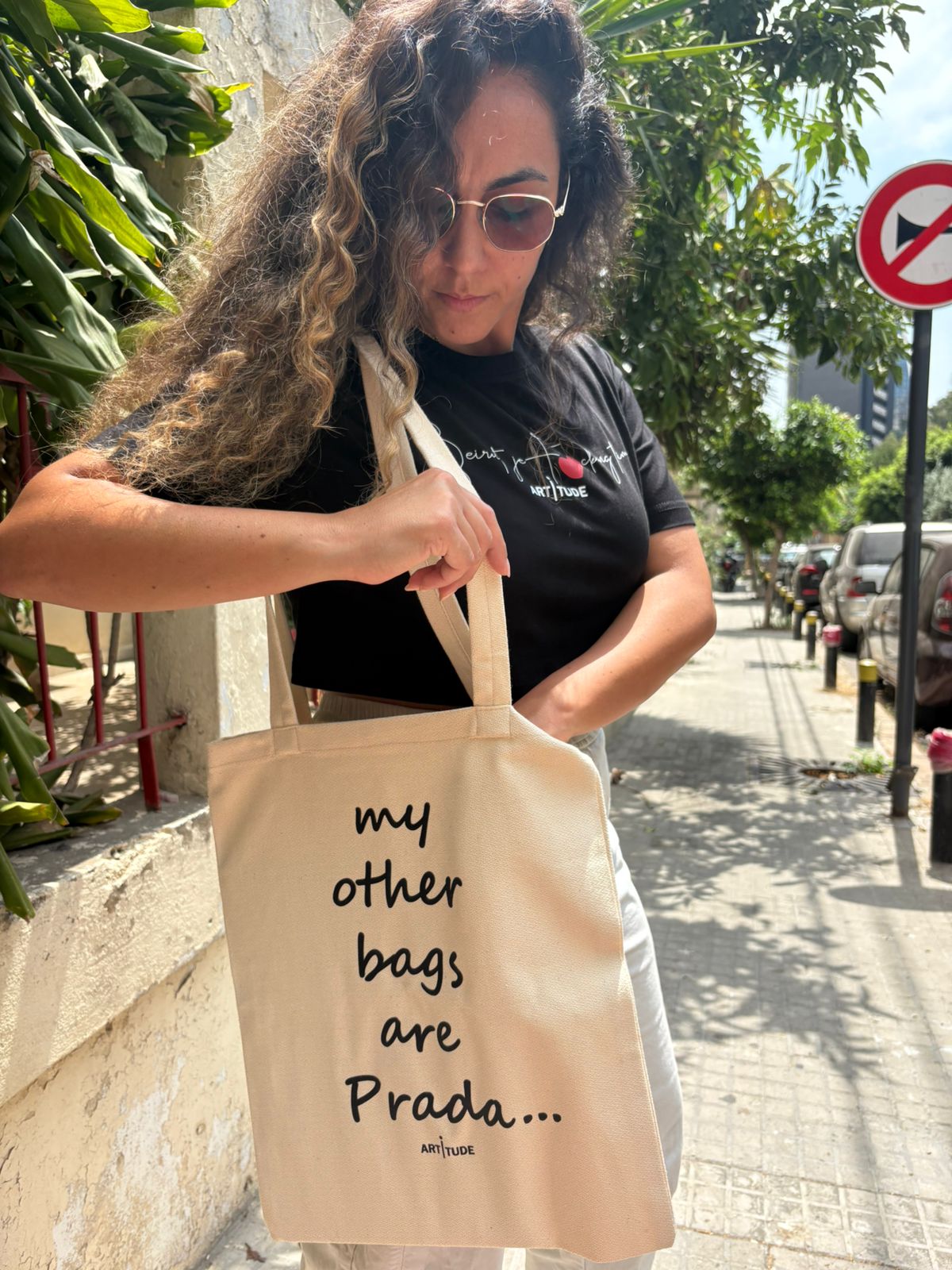 THE SASSY BEIGE TOTE