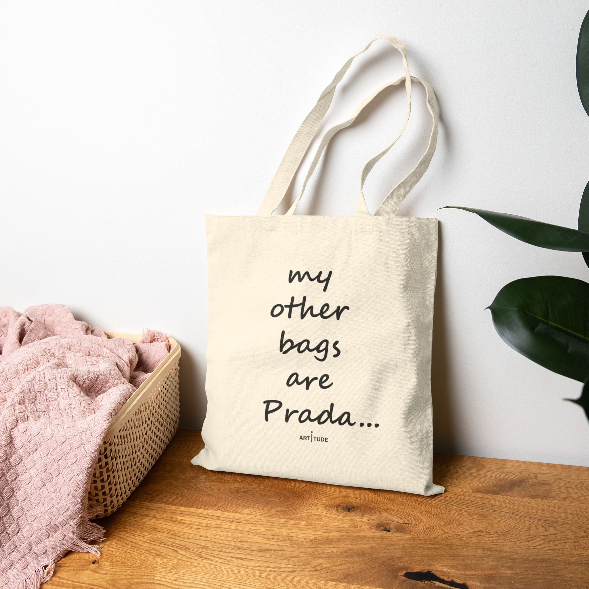 THE SASSY BEIGE TOTE