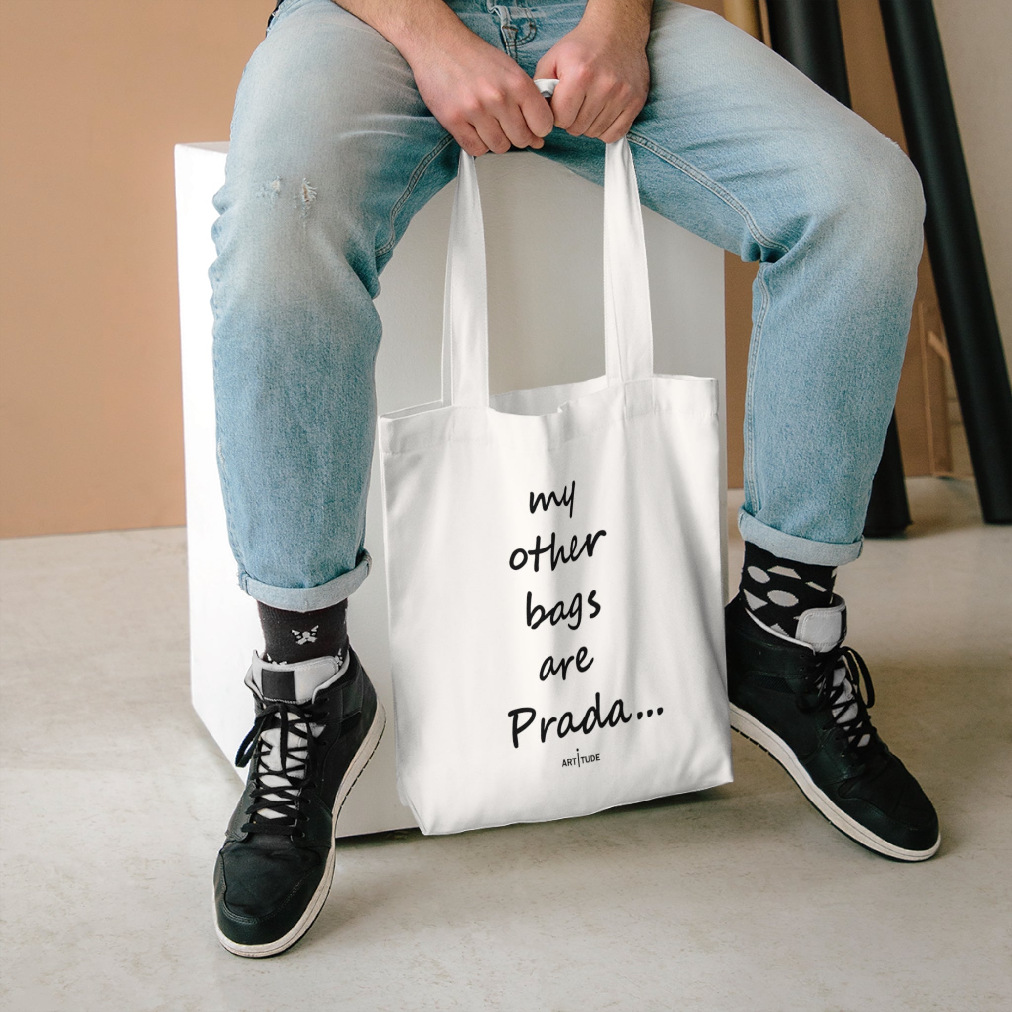 THE SASSY WHITE TOTE